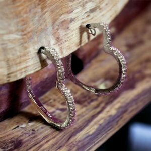 DD Orecchini cerchio a cuore con diamanti