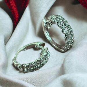 DD Orecchini groumette in oro bianco e diamanti