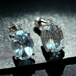 Orecchini con acquamarine e diamanti