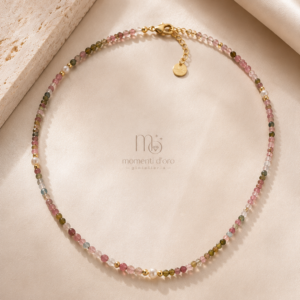 Collana in argendo dorato con tormalina multicolor e perline
